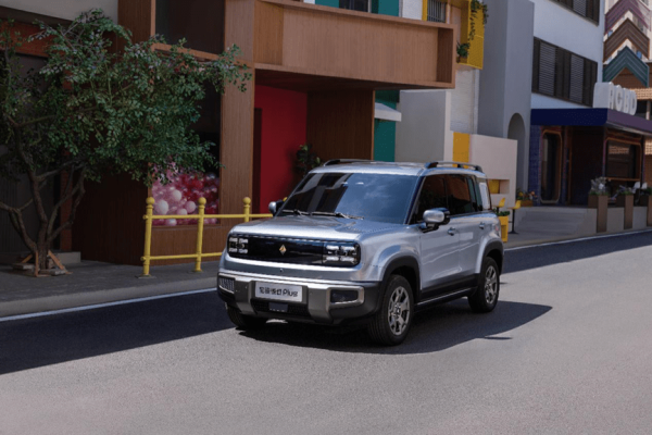 恒瑞易配 置换一口价7.28万起 2026款宝骏悦也Plus上市