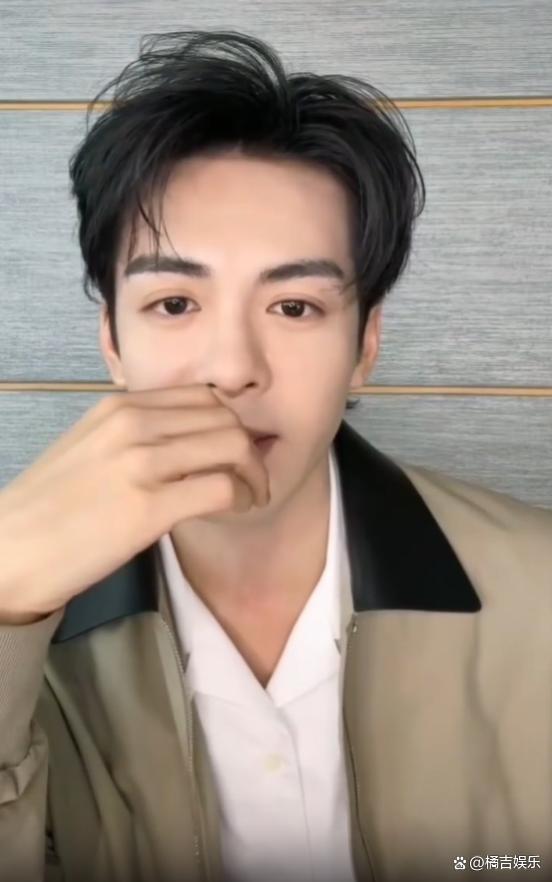 垒富配资 曾舜晞被说奔四破防了 年龄焦虑引共鸣